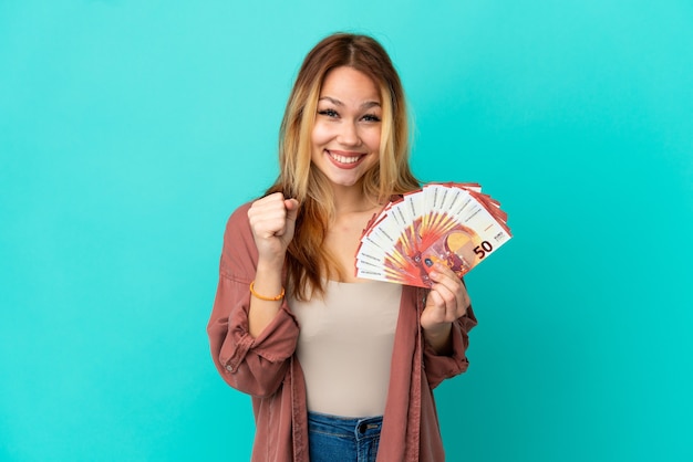 今天的彩票出了多少号码？揭秘中奖背后的秘密与品牌力量